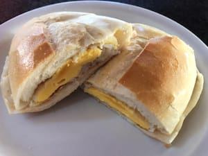 Pão com Ovo